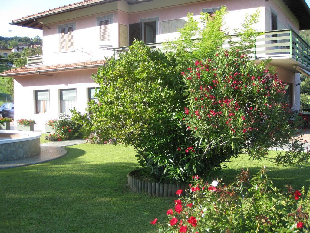 B&B Garden Solto Collina Экстерьер фото